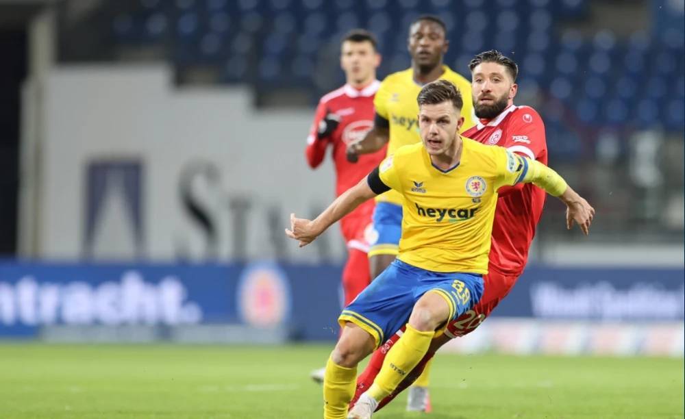 或对手的临 或对手的临